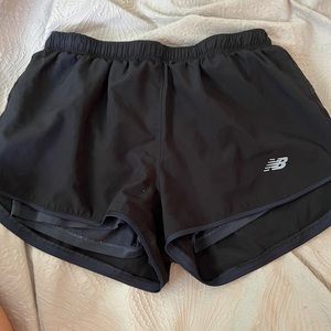 New Balence womens black shorts